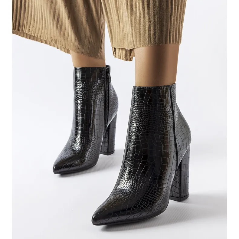 Black ankle boots from Pescia