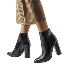 Black ankle boots from Pescia