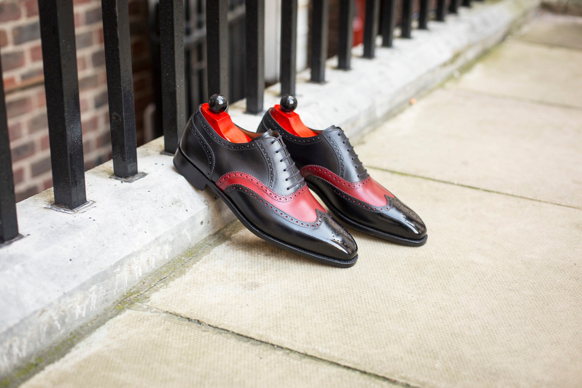 McClure - MTO - Black Calf / Red Calf - 13 Medallion - MGF Last - Single Leather Sole