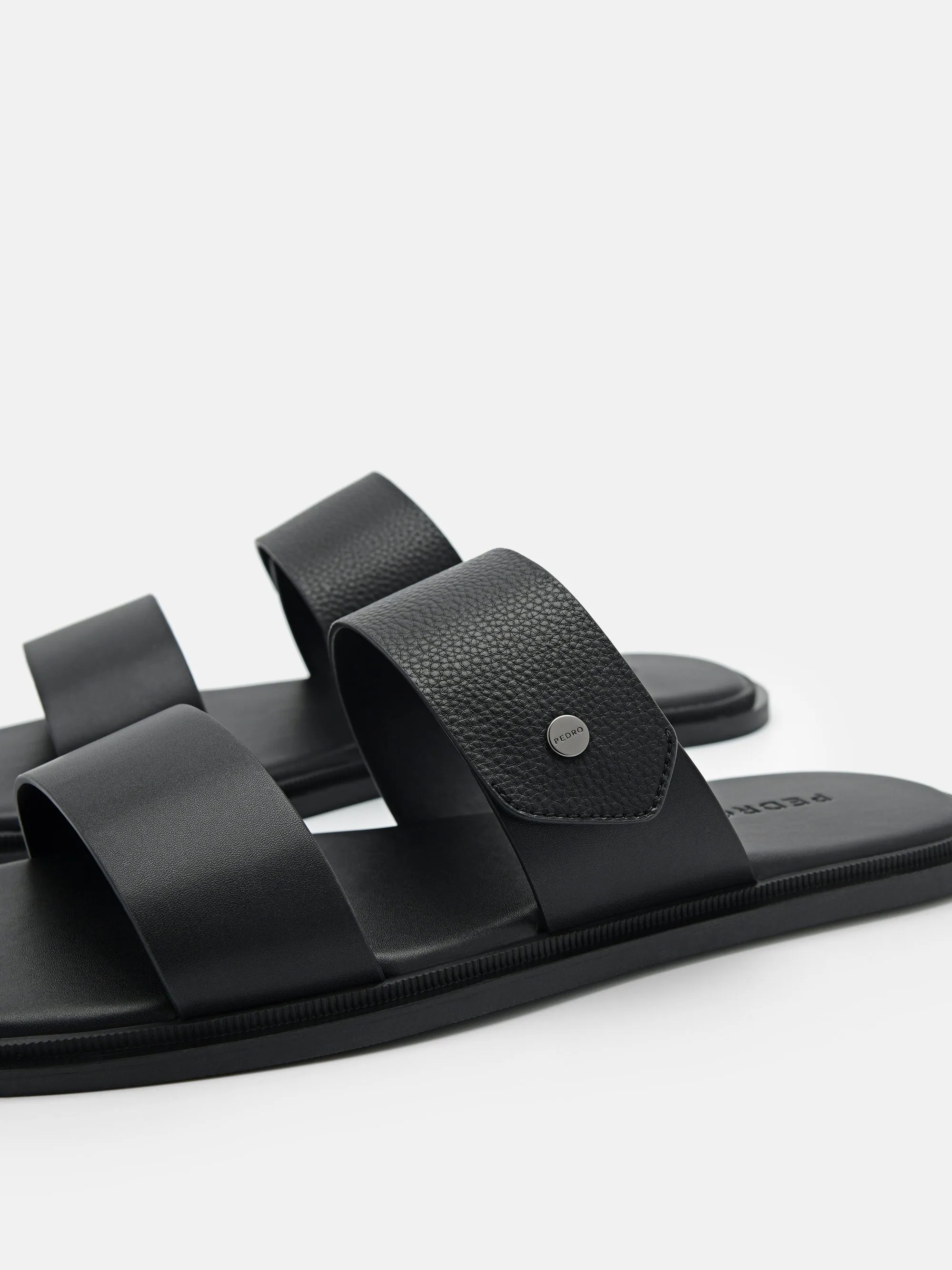 Oliver Slide Sandals