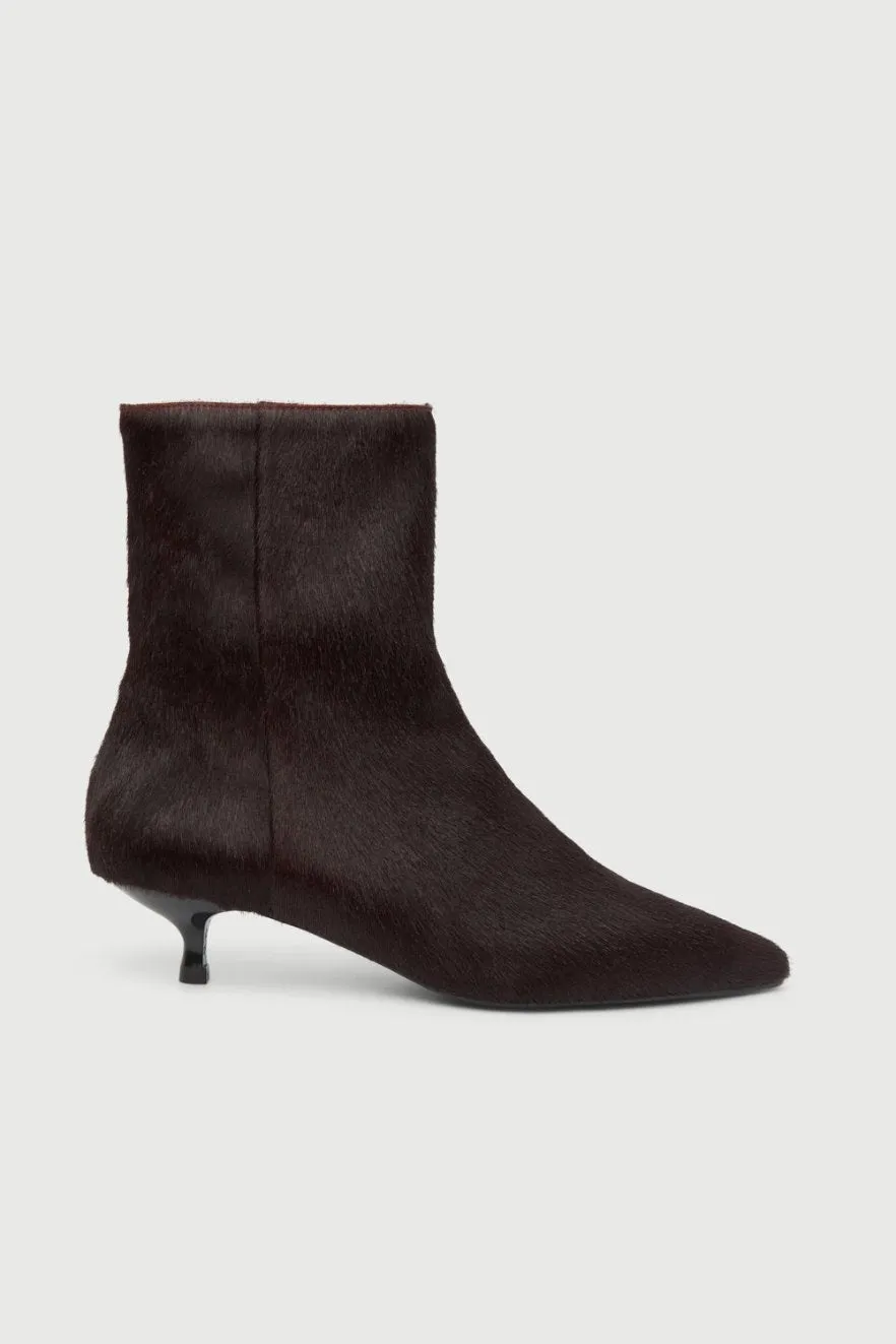 Paula Ankle Boots in Burgundy Calf Hair