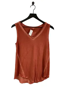 Top Sleeveless Basic By Zenana Outfitters  Size: S