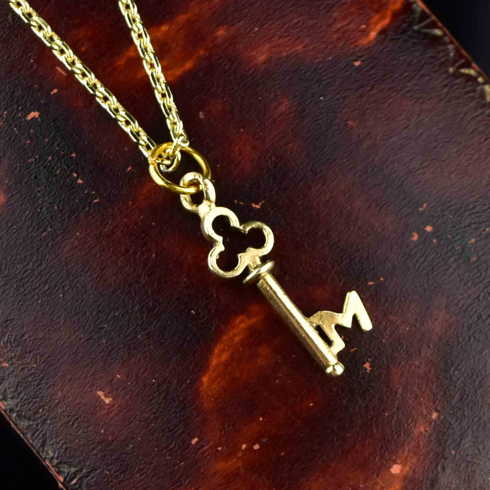 Vintage 14K Gold M Initial Skeleton Key Pendant Necklace