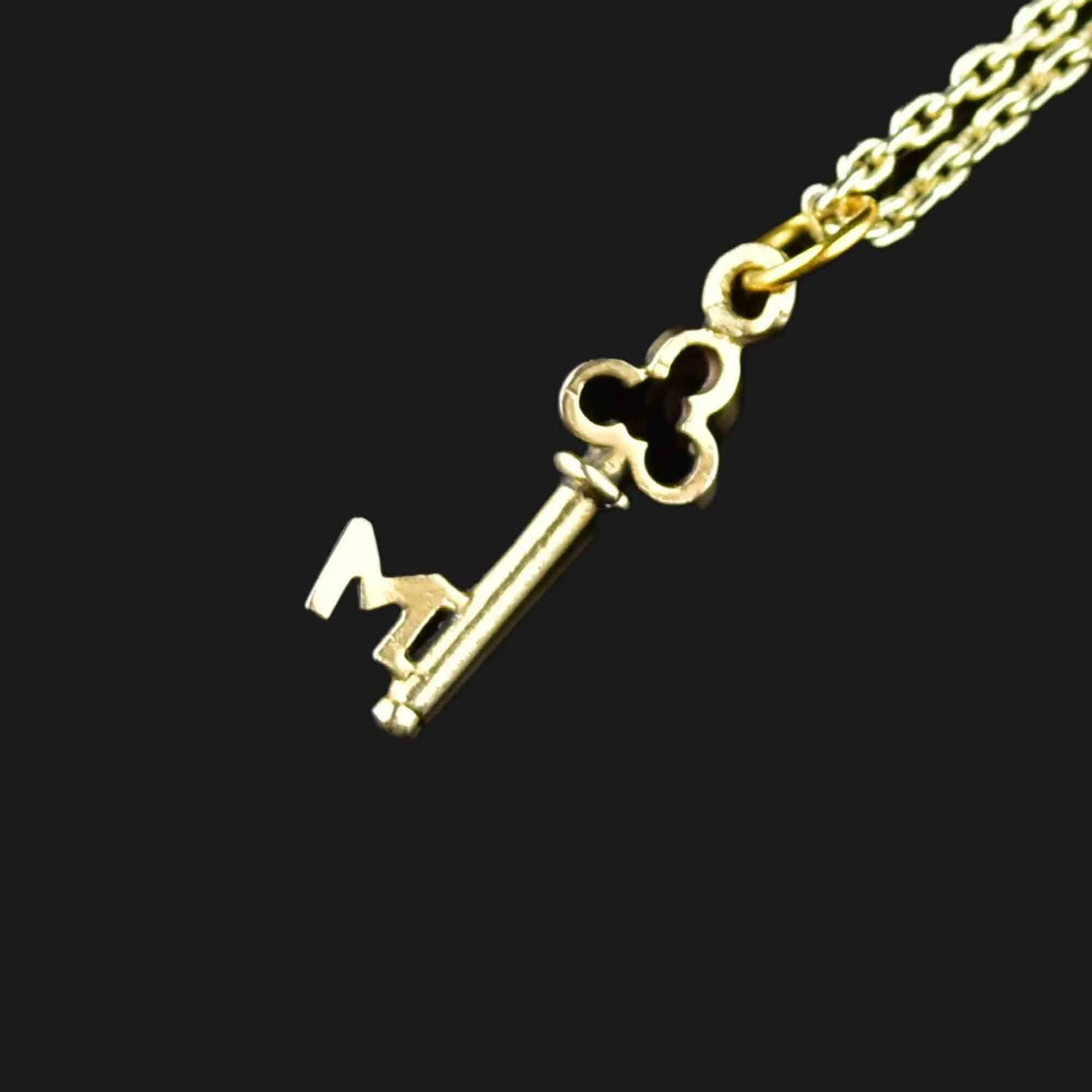 Vintage 14K Gold M Initial Skeleton Key Pendant Necklace