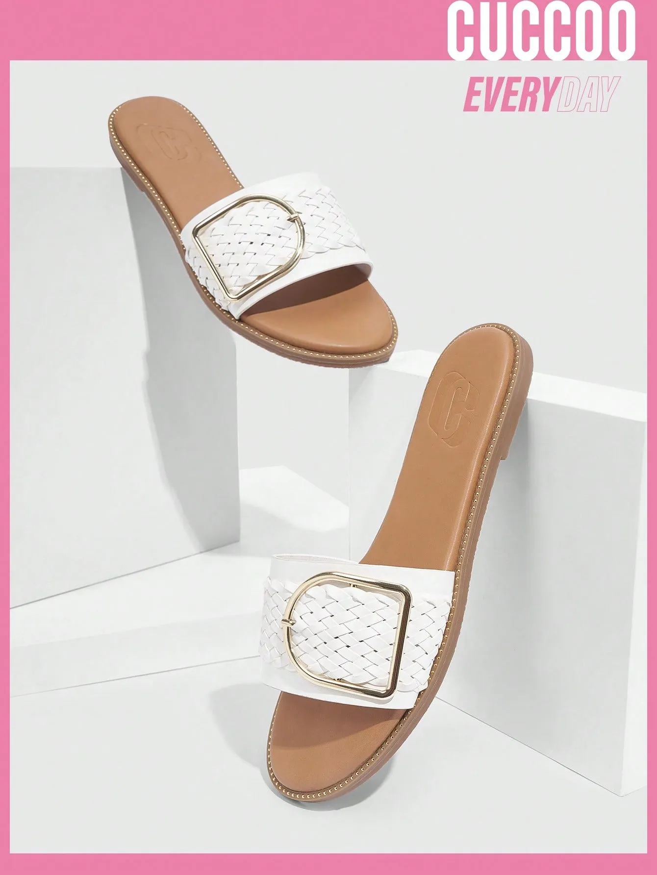 Woman Shoes Fashionable Round Toe Woven Sandals With Metal Buckle Detail For Spring And Summer